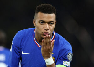 Esquadrão Brasileiro: 9 Craques se Destacam entre os 100 Melhores da Copa 2026!