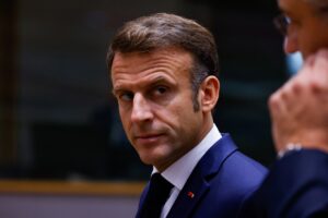 Macron Urge BCE a Repensar Urgentemente a Política Monetária Além da Inflação!