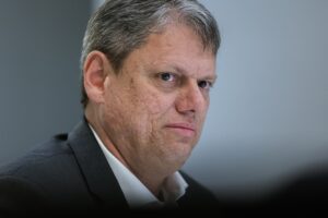 Tarcísio em Férias nos EUA: SP Sob o Comando do Vice por 17 Dias!