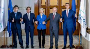 Mercosul Avança Enquanto União Europeia Se Atrapalha: Novos Acordos à Vista! 5 Artes Renan Sousa165