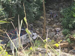Tragédia em Colômbia: Acidente com ônibus escolar deixa 10 mortos!