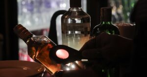 Bebidas com Selo de Segurança: Um Compromisso Urgente com Qualidade e Legalidade!