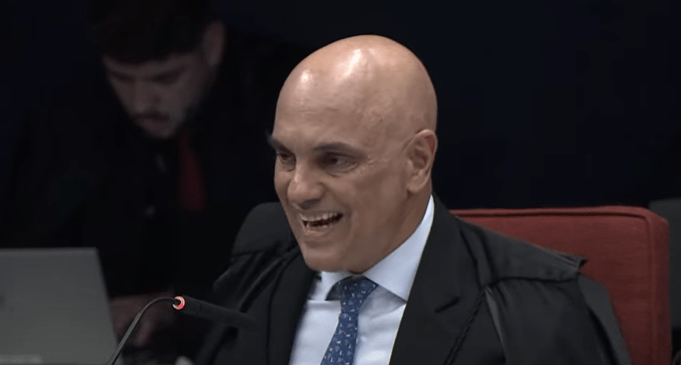 Verdade Triunfante: Moraes Celebra Fim das Sanções Americanas! 1 alexandre de moraes 2 1