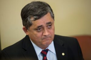 “Líder do Governo Declara: ‘Hoje, Nenhum Voto Vai Acontecer!’”