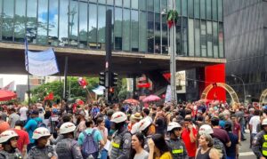 Revolta nas Capitais: Manifestantes Tomam as Ruas Contra o Polêmico PL da Dosimetria!