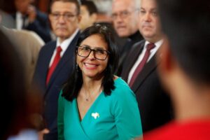 Delcy Rodríguez Derruba Algemas: Anistia Rebelde Liberta Centenas na Venezuela!