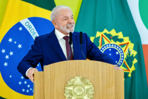 Lula Aprova LDO 2026 e Derruba Aumento do Fundão em Nome do Interesse Coletivo!