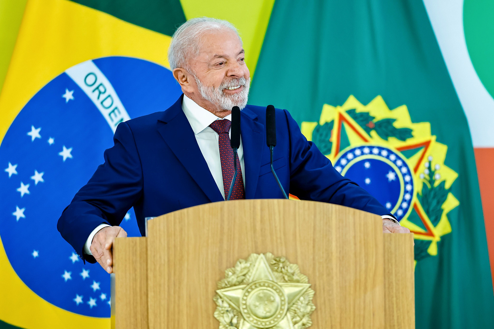 Lula Aprova LDO 2026 e Derruba Aumento do Fundão em Nome do Interesse Coletivo! 2 54992489129 395668e8a4 k