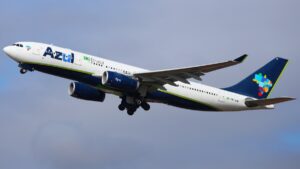 Azul em Colapso: Ações despencam 50% em um só dia! O que está acontecendo? 7 Azul 9