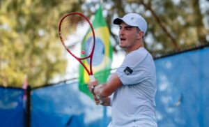 João Fonseca Faz Sua Grande Estreia no Australian Open: Descubra Onde Assistir e o Horário Imperdível!