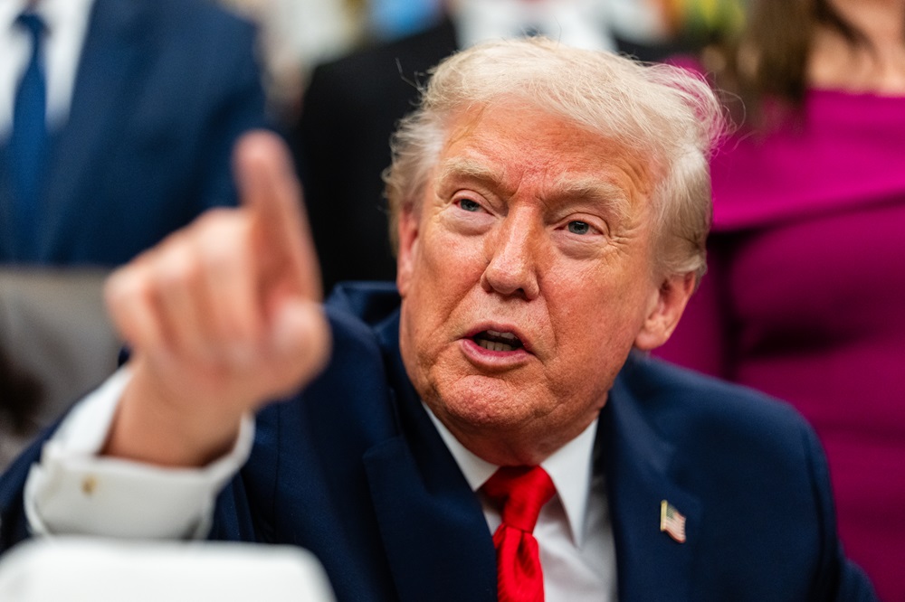 TRUMP CASH REBATES 1