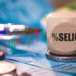 Selic em Alta Imminente? Santander Alerta sobre Inflação após Explosão nos Preços do Petróleo! 3 selic fundo imobiliario fii CAPA SD