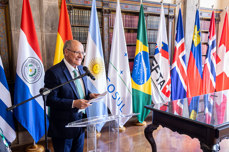 Alckmin Revela: Indústria Brasileira em Vantagem Surpreendente Mesmo com Impostos Iguais nos EUA! 2 54791041747 e642e44aa8 c