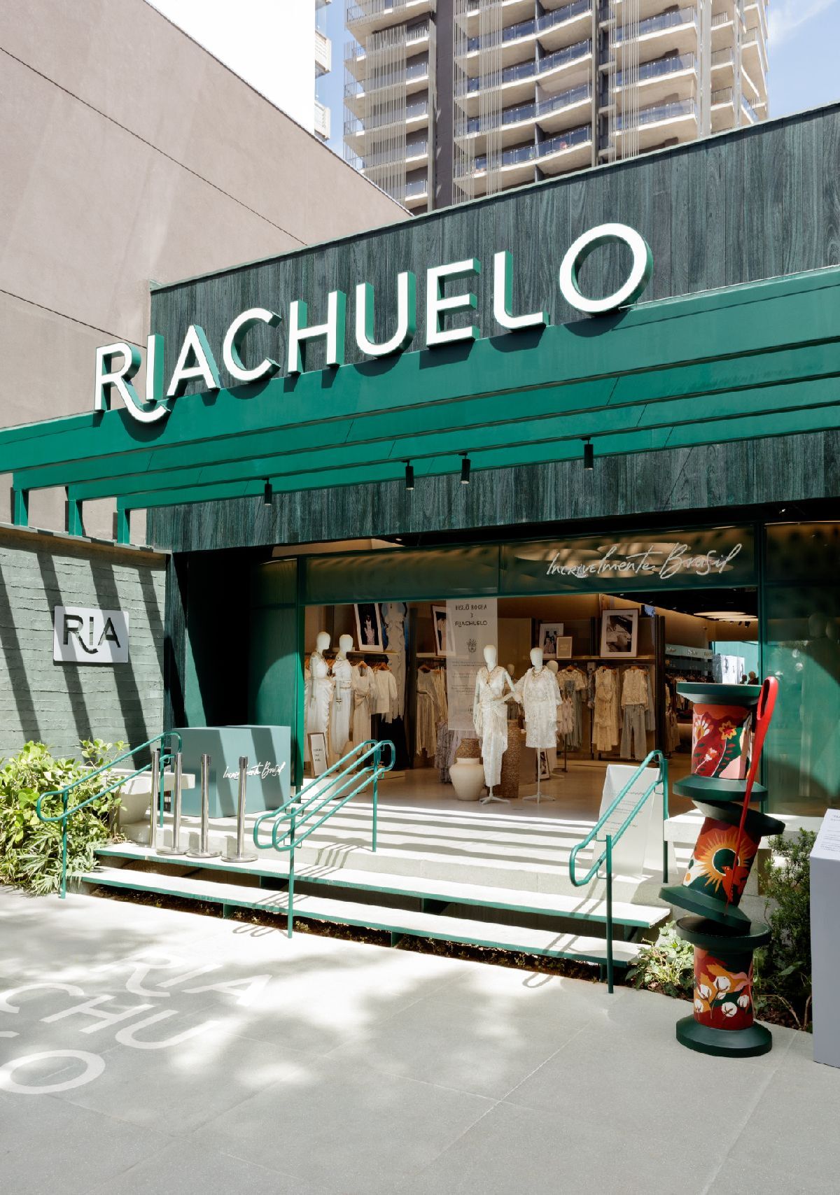 Riachuelo popup store pinheiros vertical