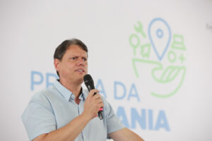 Tarcísio Aposta em Encontro Transformador com Flávio nesta Quarta!