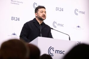 Zelensky Revela: Negociações com EUA sobre Defesas Antimísseis em Impasse Alarmante!