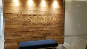 Alerta Vermelho: Spreads em Colapso e Saques Ameaçam o Crédito Privado!