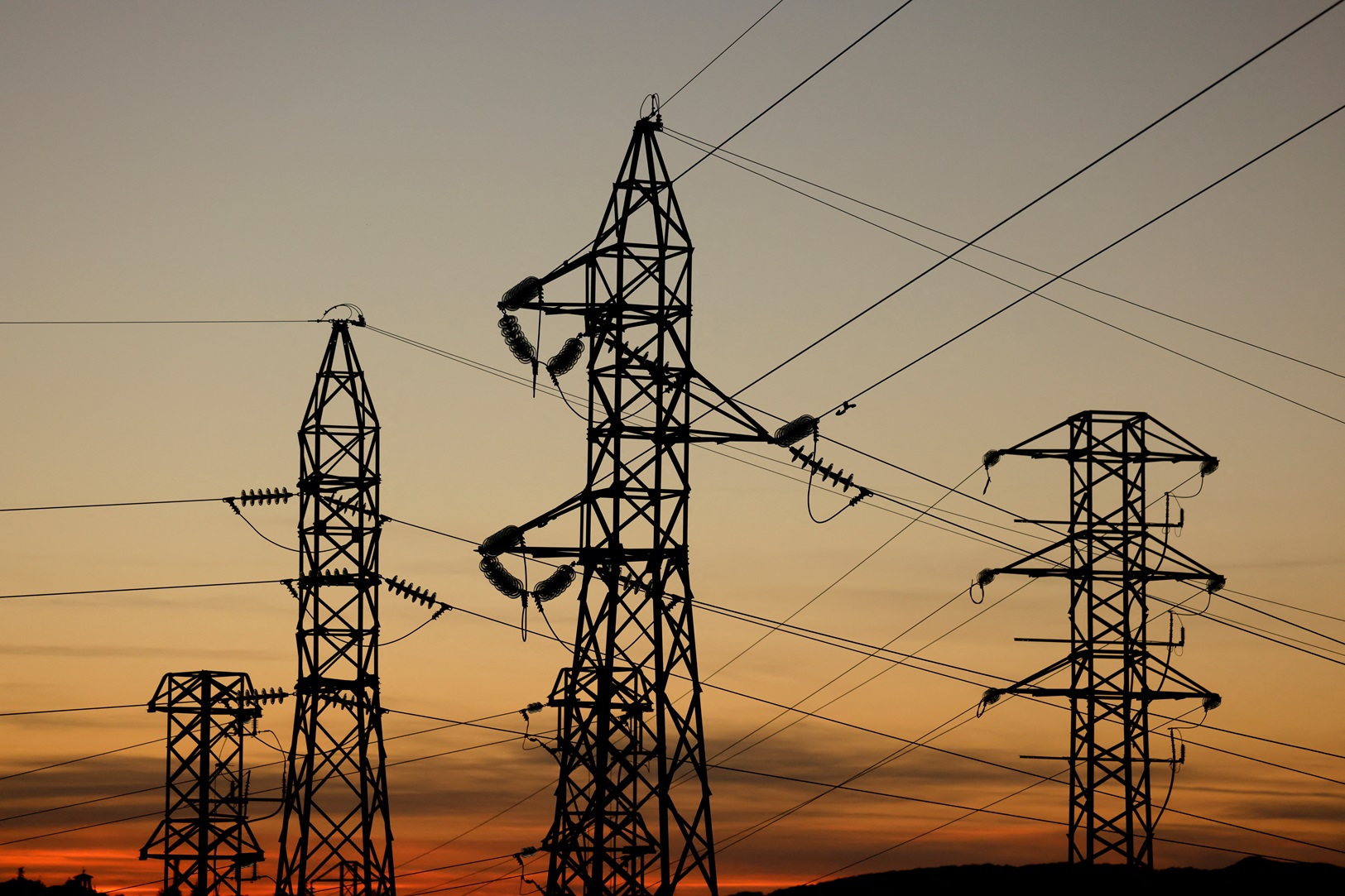 2026 03 30T193654Z 1 LYNXMPEM2T16K RTROPTP 4 SPAIN ENERGY OUTAGES