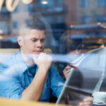 PARE AGORA: O Adiamento de Decisões Está Sabotando Sua Carreira! 5 Passos para a Liberdade! 1 2954