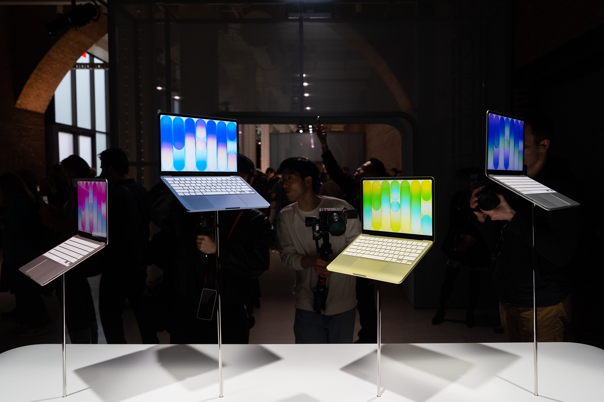 Apple Revoluciona o Mercado com MacBook Neo e iPhone 17e a Preços Atraentes! 2 450862434