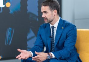 Eduardo Leite: A Chegada das Eleições é Crucial, Não a Largada!