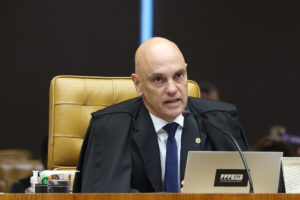 Moraes exige esclarecimentos sobre seguranças de Bolsonaro ligados ao GSI!