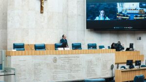 CPI da Íris em Alerta: Perigos da Worldcoin e o Futuro dos Dados dos Brasileiros!