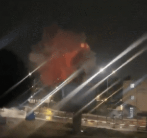 Irã Lança Míssil em Israel: Retaliação Explosiva ao Ataque em Natanz!