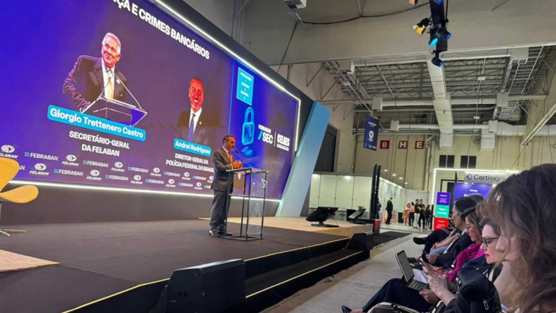 Chefe da PF em evento da Febraban