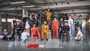 Descubra tudo sobre o calendário explosivo, novas regras, equipes e como não perder nenhum momento! 5 Formula 1 Pilotos F1