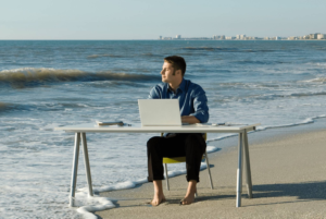 Os Ultrarricos Revelam: Aplicativos de Smartphone que Cortam Milhões em Impostos!