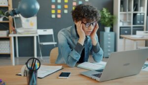 Saúde Mental: Uma Emergência que Pode Abalar as Finanças das Empresas!