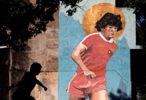 Irmãs e advogado de Maradona enfrentam julgamento por escândalo de fraude nas marcas!
