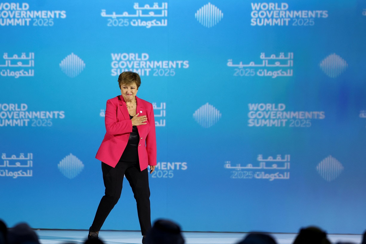 FMI Alerta: Sistema Financeiro à Beira do Caos com a IA! 2 2025 03 31T213147Z 1 LYNXNPEL2U11H RTROPTP 4 EMIRATES SUMMIT