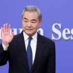 China e Rússia formam aliança explosiva na ONU durante crise no Estreito de Ormuz! 3 2026 03 08T033252Z 1268897894 RC230KABHGUC RTRMADP 3 CHINA PARLIAMENT DIPLOMACY