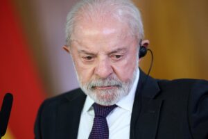 Substituir Lula: Uma Missão Impossível?