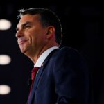 Flávio Bolsonaro convoca a direita para a batalha após embate explosivo com Carlos e Nikolas Ferreira! 1 2026 04 01T100422Z 2111443088 RC2VDKASHUXG RTRMADP 3 USA ELECTION BOLSONARO