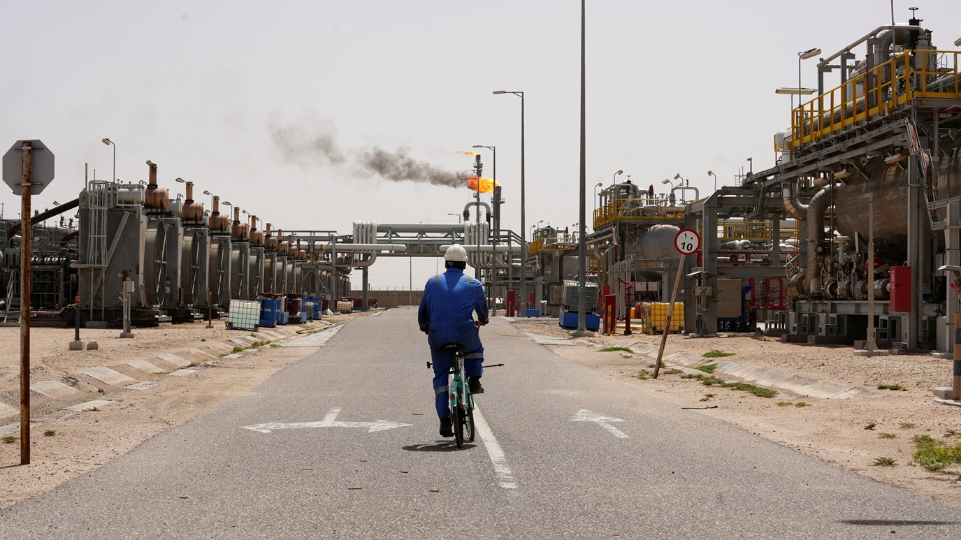 2026 04 06T155421Z 167830102 RC2RJKAUB6DU RTRMADP 3 IRAN CRISIS IRAQ OIL