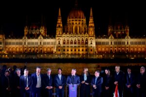 Líderes Europeus Celebram Vitória Impactante de Magyar na Hungria!