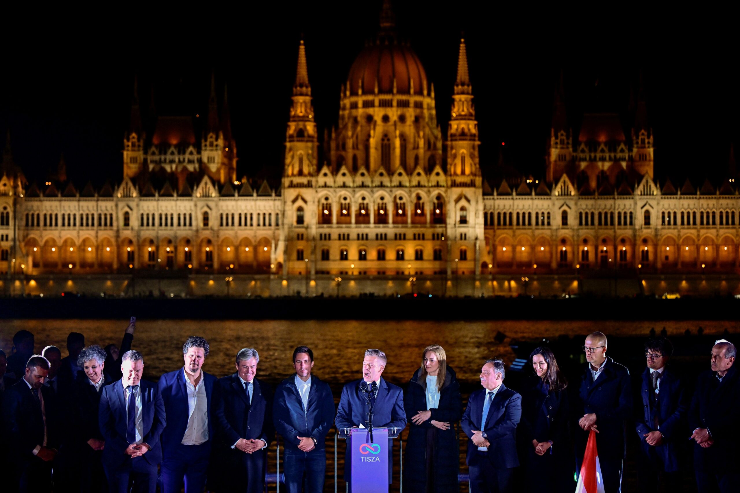 2026 04 12T212253Z 989061388 RC2WNKAAYTTP RTRMADP 3 HUNGARY ELECTION scaled