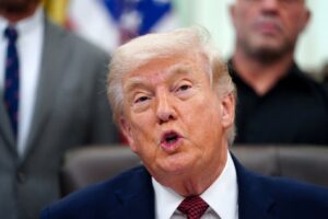 Trump Revela Conversas Surpreendentes entre EUA e Irã!