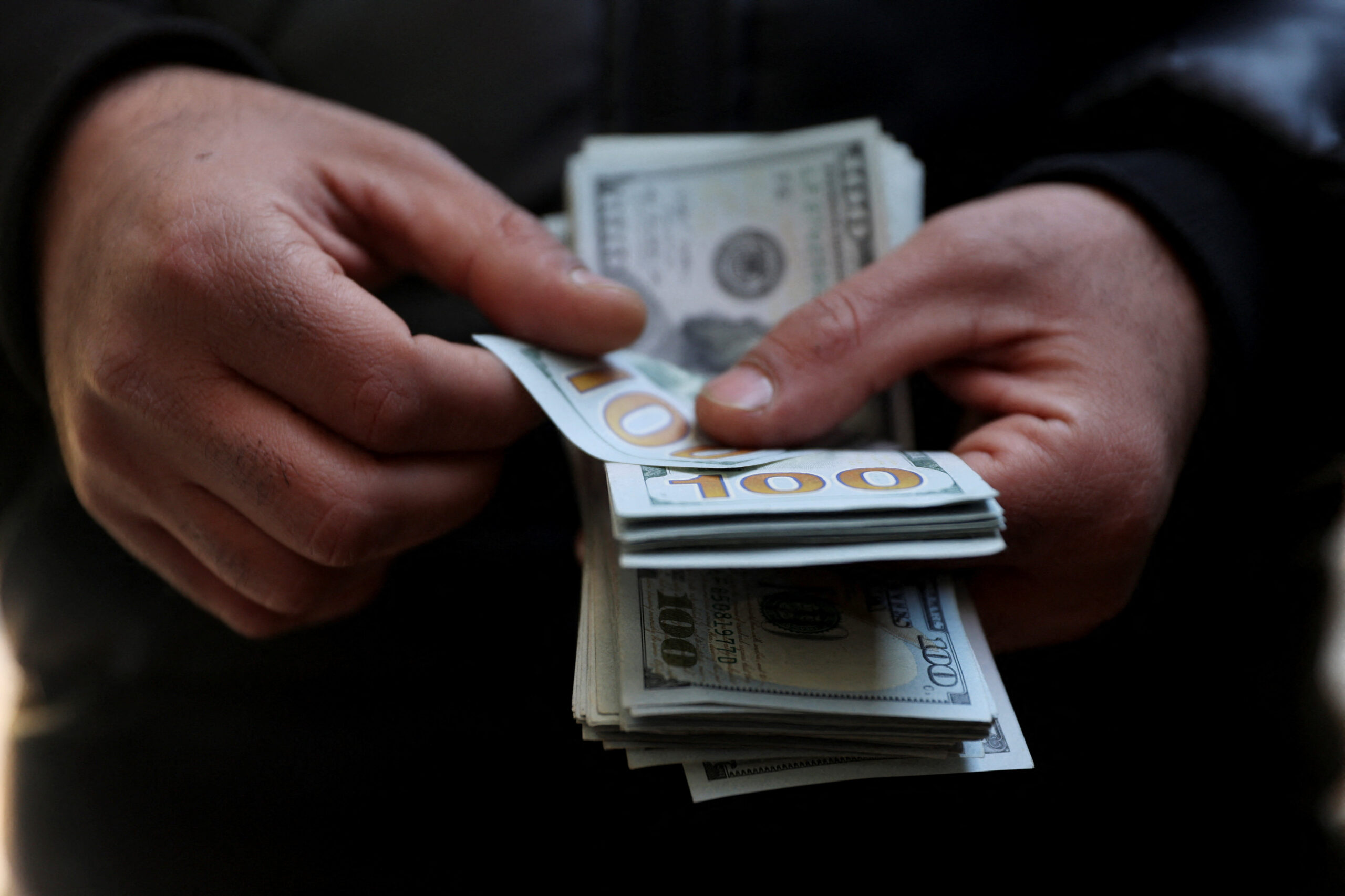 2026 04 23T223943Z 1 LYNXMPEM3M1IY RTROPTP 4 IRAN ECONOMY scaled