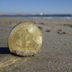 Bitcoin na praia