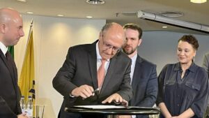 Revolução à Vista: Túnel Santos-Guarujá Ganha R$ 2,57 Bi em Crédito! 12 Imagens Larissa 1200x675 61