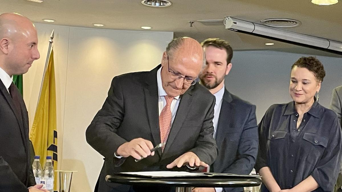 Imagens Larissa 1200x675 61