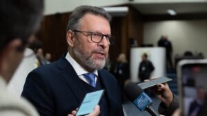 Imagens Larissa 1200x675 63