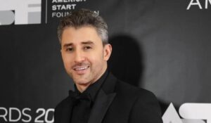 Influenciador brasileiro pró-Trump é libertado após dois meses de prisão pelo ICE!