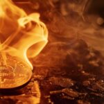 Moeda do bitcoin pegando fogo