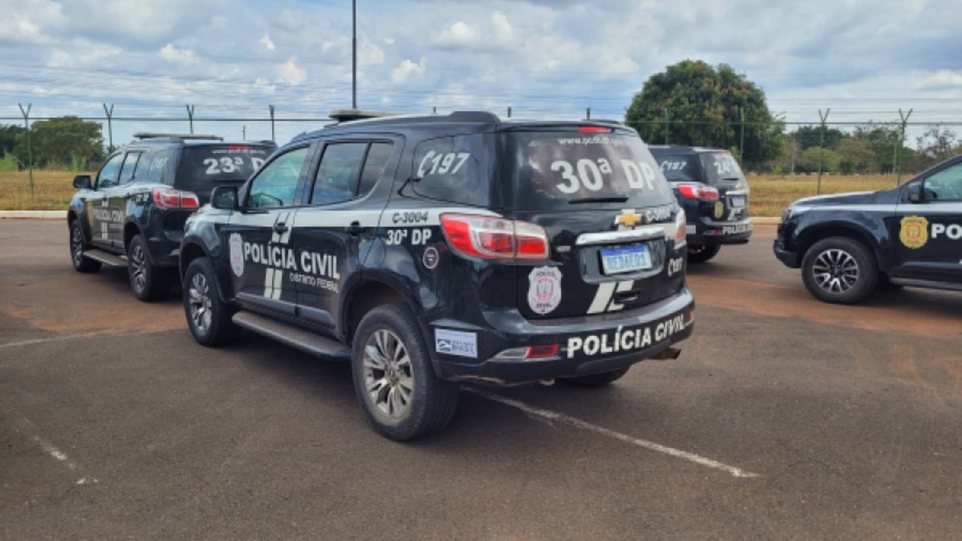 Apreensão Bombástica: Máquinas de Bitcoin na Mira da Operação Satoshi no DF! 1 Viatura da Policia Civil do Distrito Federal