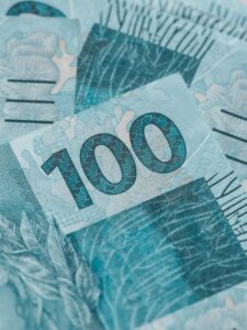Receita Federal Oferece Cashback Surpreendente do Imposto de Renda: Descubra o Valor e a Data!